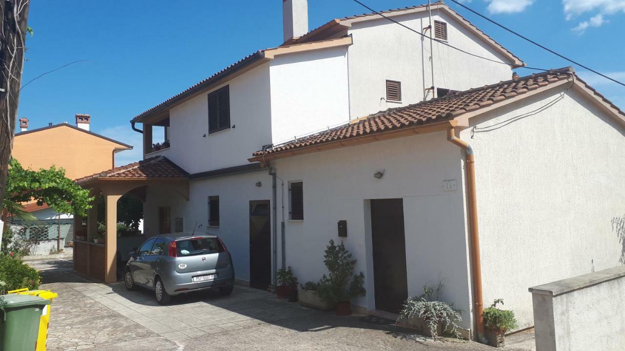 Lili Apartmán *