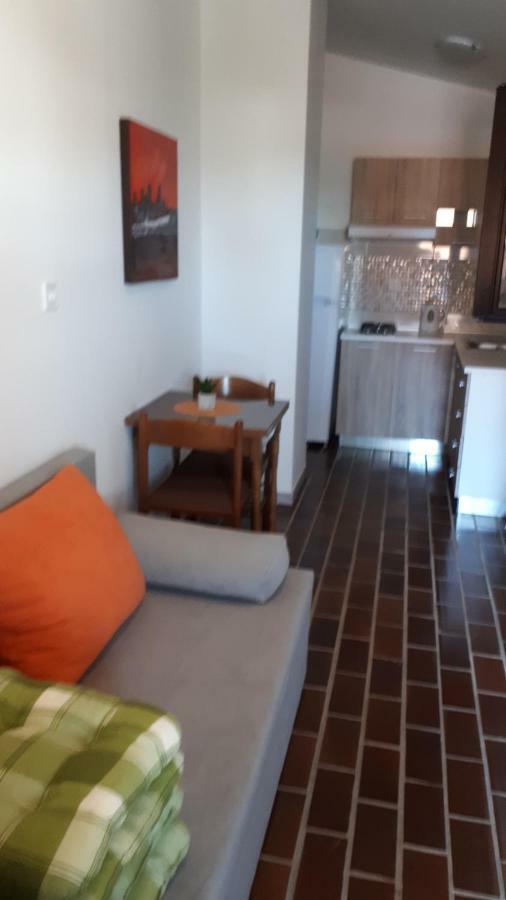 Lili Apartmán *