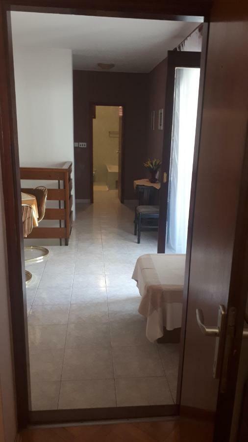 Lili Apartmán *